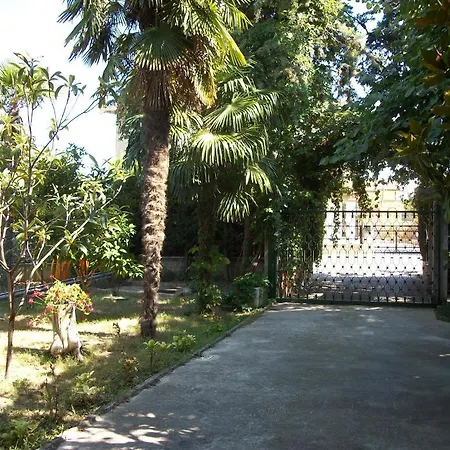 Bed & Breakfast Mari *